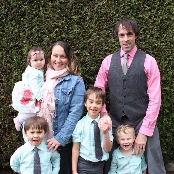 Meet your Posher, Melissa - Picture 1 of 1